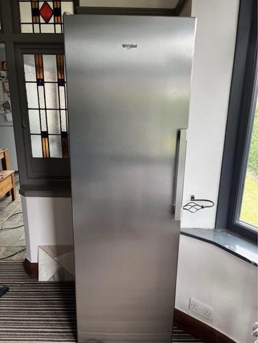 Whirlpool 260l frost free - frost,