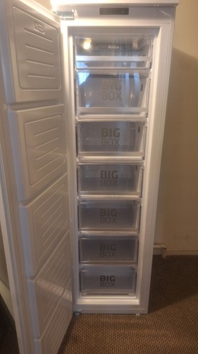 Upright freezer 6ft height - upright,